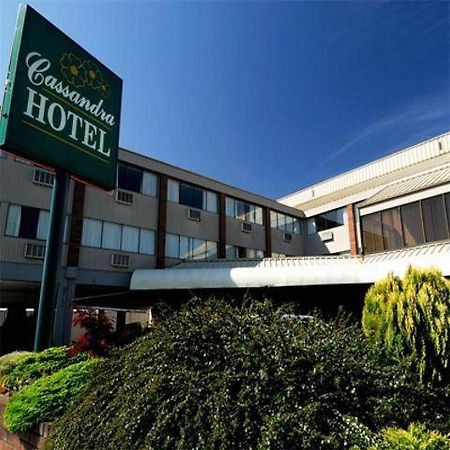 Cassandra Hotel Vancouver Exterior photo